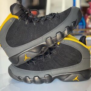 7Y Jordan 9 Retro